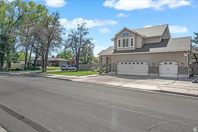 11134 S Prescott Dr, Sandy, UT 84093 - #3