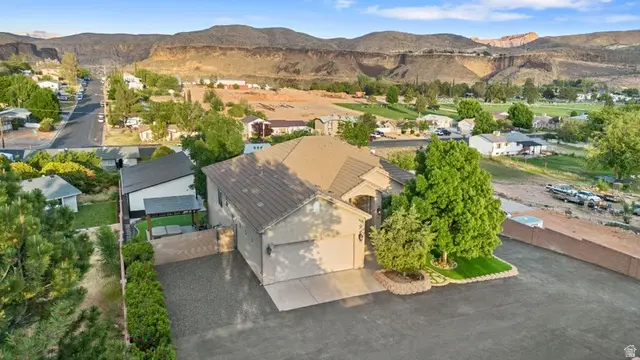 840 N Main St, Hurricane, UT 84737 - #3