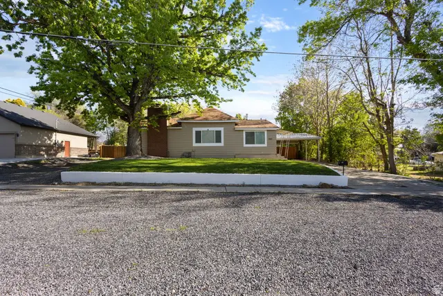 265 W 100 N, Springville, UT 84663 - #1