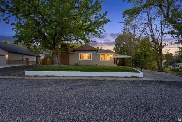265 W 100 N, Springville, UT 84663 - #2