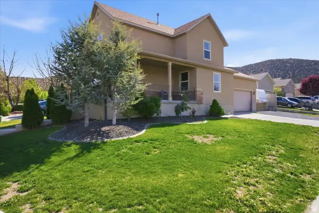 7065 N Cherokee St, Eagle Mountain, UT 84005 - #2