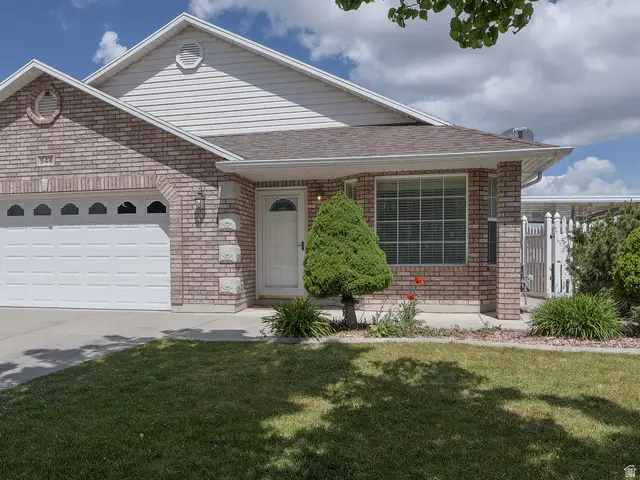 948 W 1730 N, Clinton, UT 84015 - #2