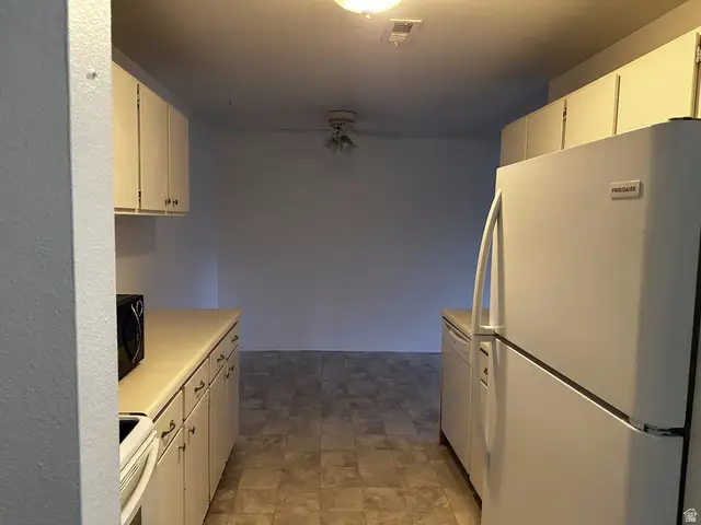 1860 W 500 St N #C-15, Salt Lake City, UT 84116 - #3