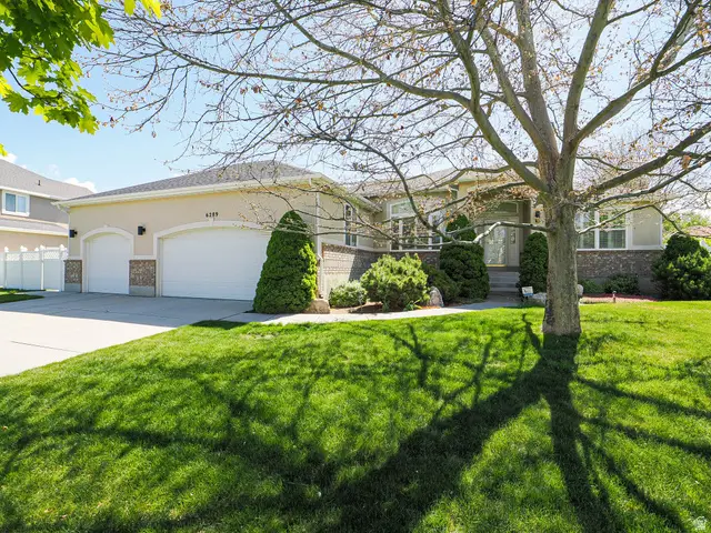 6289 S River Bluffs Rd W, Murray, UT 84123 - #2