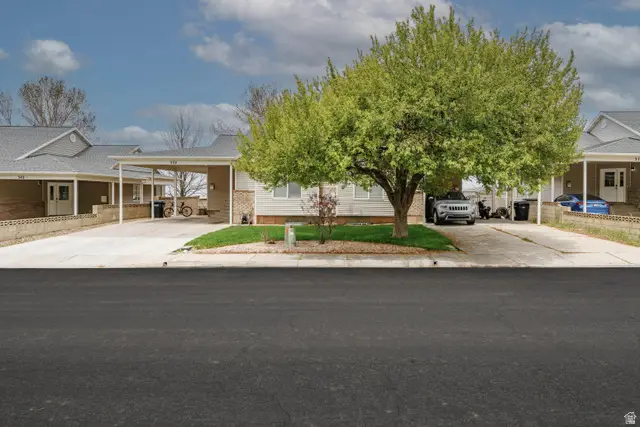 334 W Mountain View Dr S, Cedar City, UT 84721 - #2