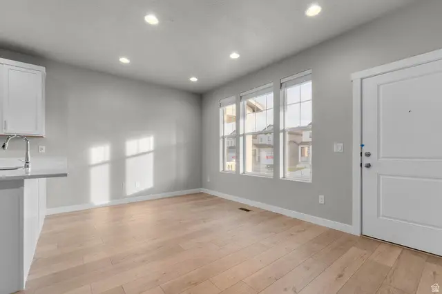 7806 W Alta Ln, Magna, UT 84044 - #3