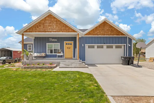 460 S 300 E, Mount Pleasant, UT 84647 - #1