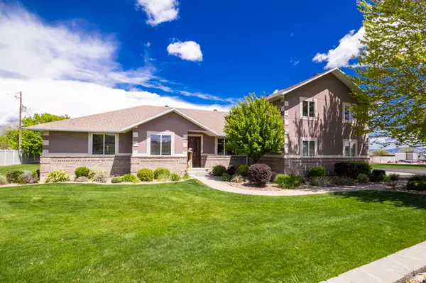 4123 S Vernal Ave, Vernal, UT 84078