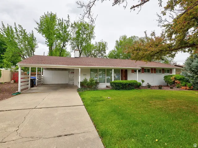 1740 E Southmoor Dr, Salt Lake City, UT 84117 - #1