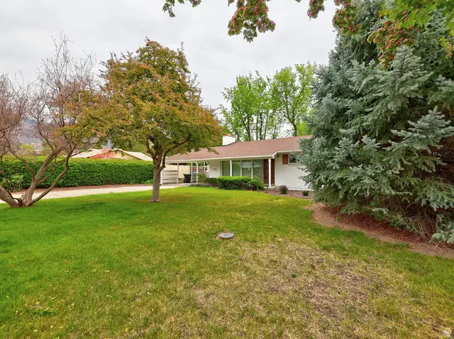 1740 E Southmoor Dr, Salt Lake City, UT 84117 - #3