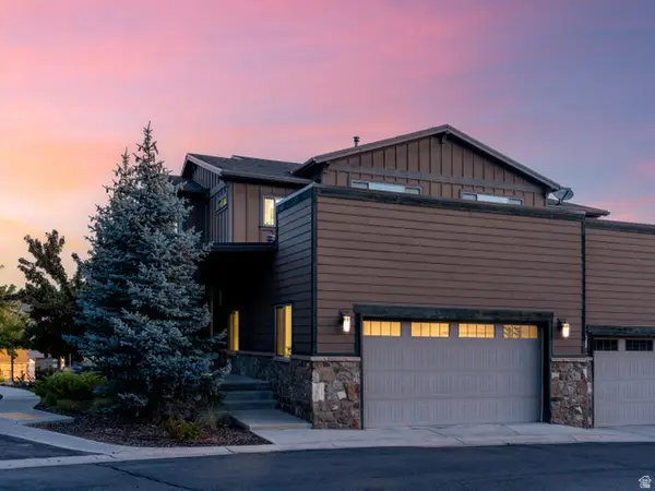 819 S Edgewater Ct E #9, Huntsville, UT 84317