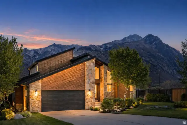 9725 S Ruskin Cir, Sandy, UT 84092 - #1