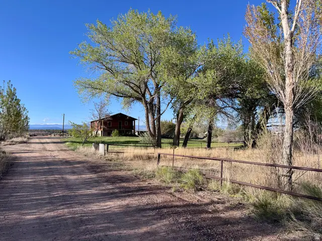 5600 W Bluebell Rd, Roosevelt, UT 84066 - #2