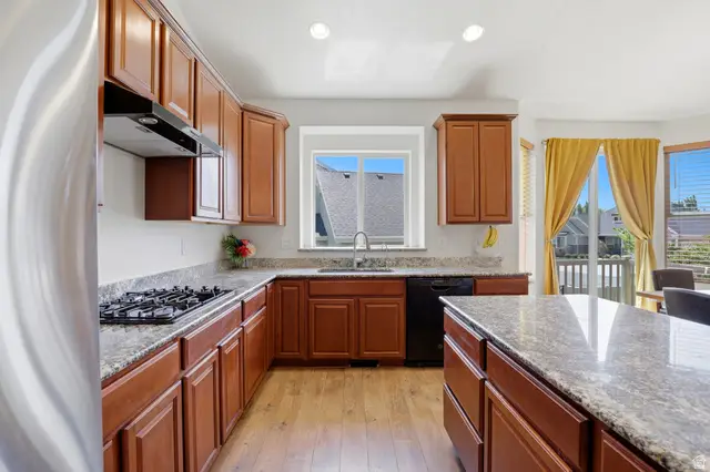 1443 W 1875 N, Farmington, UT 84025 - #3