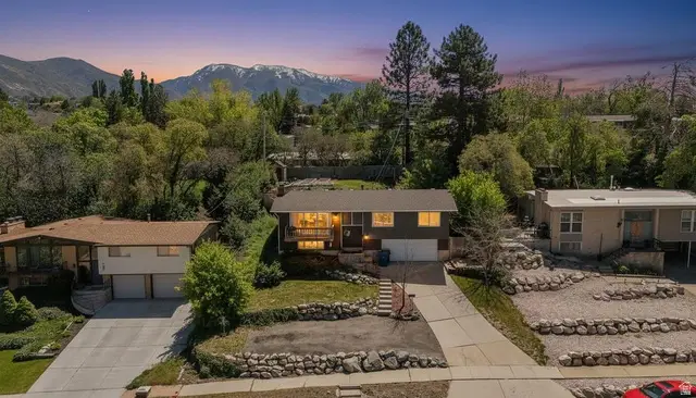 781 Lavina Dr, South Ogden, UT 84403 - #1