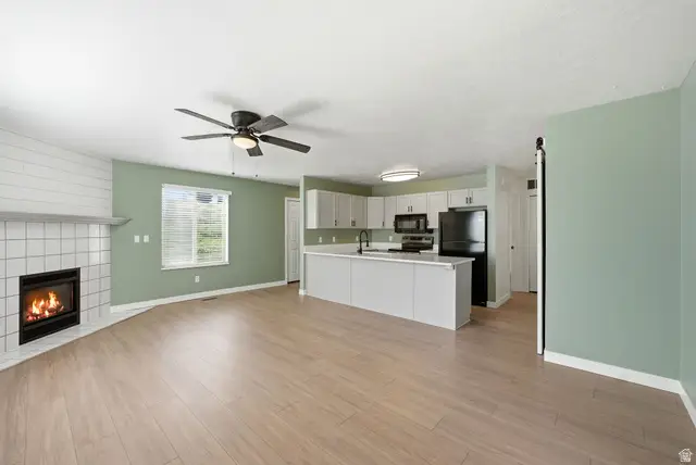 9217 S Jefferson Cv, Sandy, UT 84070 - #1