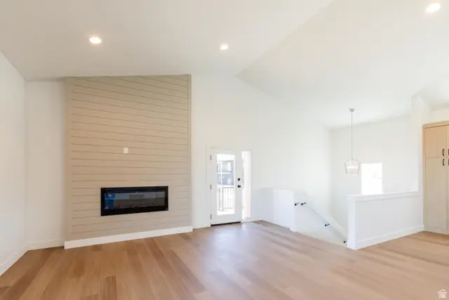 261 E Mariner Cir, Garden City, UT 84028 - #3