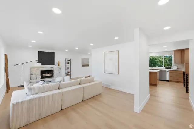 1934 E Severn Dr, Holladay, UT 84124 - #2