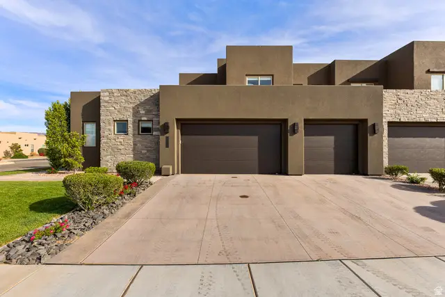 5009 W Nashoba Trl, Hurricane, UT 84737 - #2