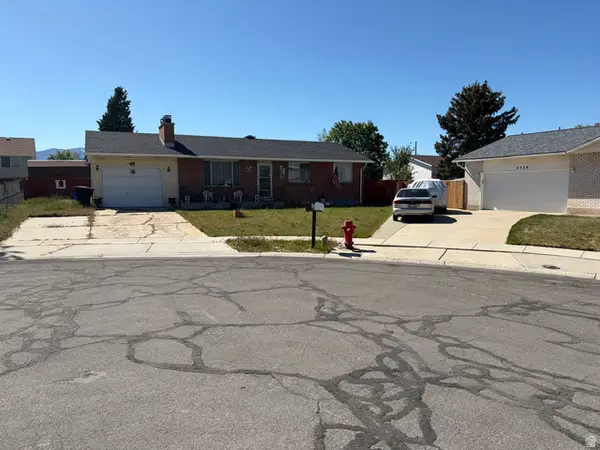 5046 W Moonflower Cir S, Salt Lake City, UT 84118