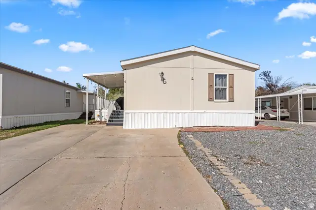 2600 N Hill Rd #4, Layton, UT 84041 - #1