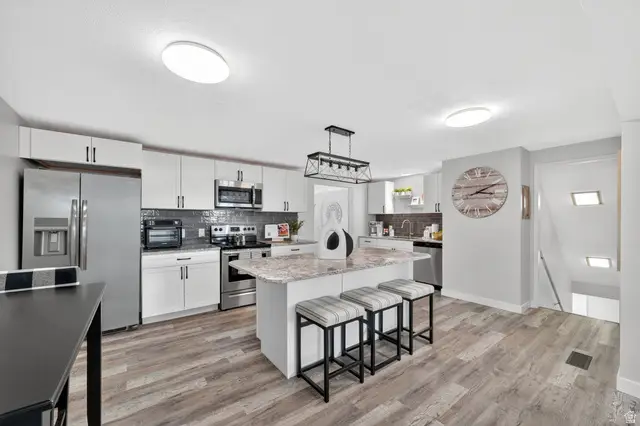 941 E Statice Ave S, Sandy, UT 84094 - #2