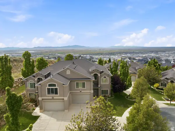 202 Edgewood Cir, North Salt Lake, UT 84054