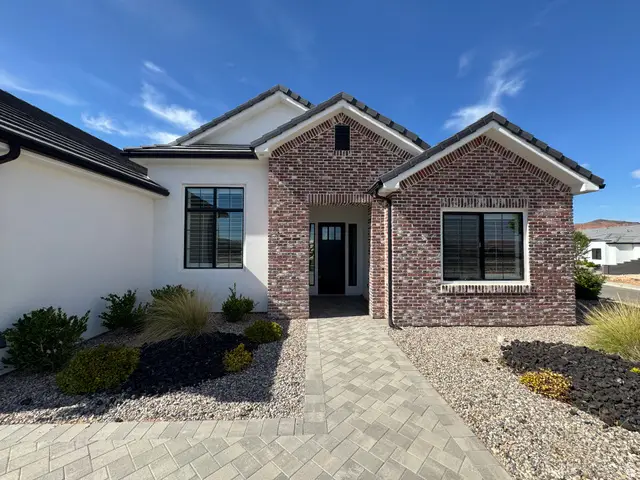 716 W Sunny Ledge Dr, Washington, UT 84780 - #2