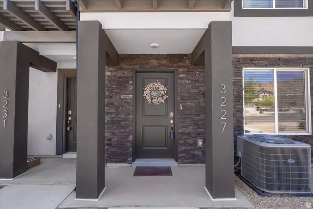 3227 E Elkhorn Ln, Washington, UT 84780 - #3