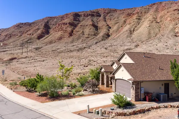 529 Doc Allen Dr, Moab, UT 84532