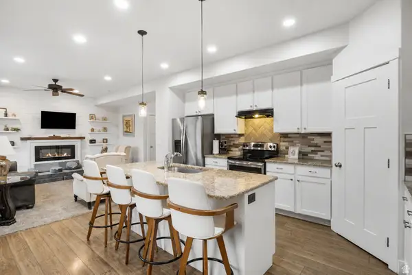 5567 W Rokeby Ln S, Herriman, UT 84096