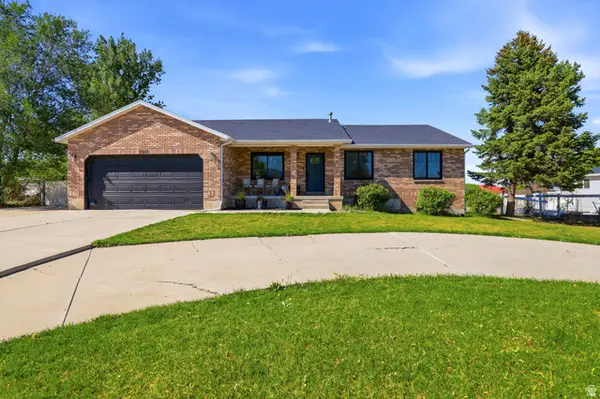 2840 W Country Classic Dr S, Bluffdale, UT 84065