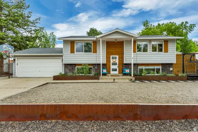 785 E Lafayette St, Sandy, UT 84094 - #1