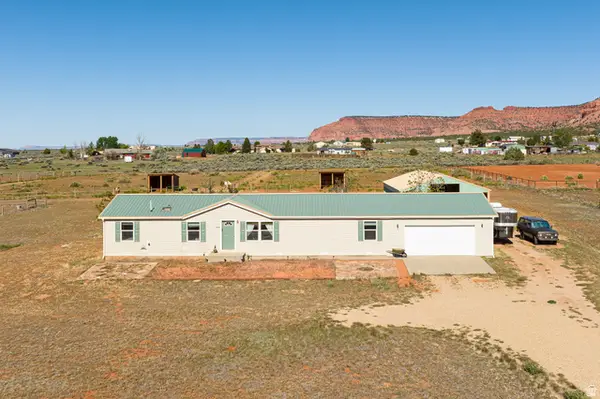 1120 S Bryce Canyon Way, Kanab, UT 84741