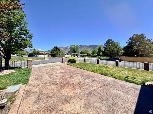 12080 S Mill Ridge Cir, Sandy, UT 84094 - #2
