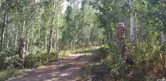 7565 N Jim Bridger Dr #H52, Huntsville, UT 84317 - #3