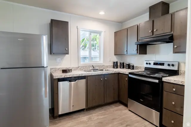1753 W American Park Dr, West Valley City, UT 84119 - #3