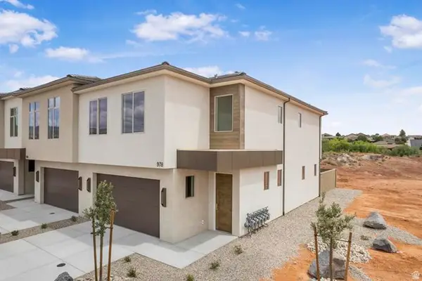 1008 N Manen St, Washington, UT 84780
