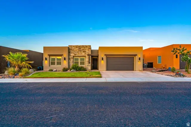 3227 S Hideaway Pl, Hurricane, UT 84737 - #1