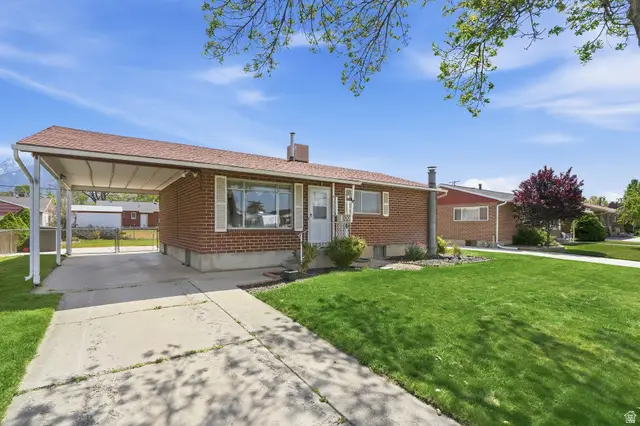 9771 S Amber Ln, Sandy, UT 84094 - #1