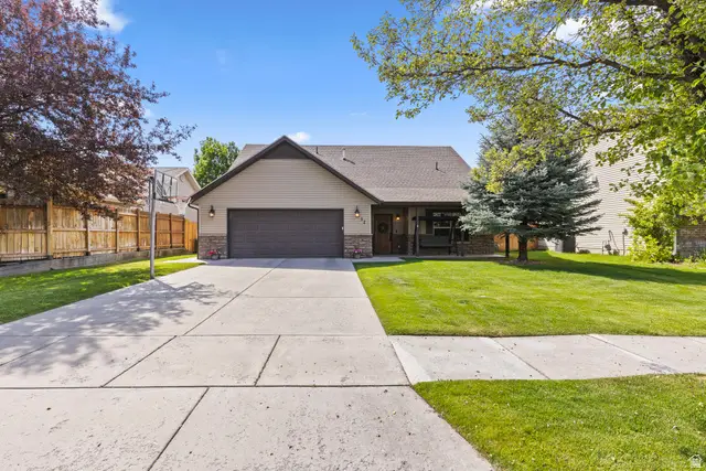 32 W Spring Creek Pkwy, Providence, UT 84332 - #2