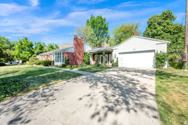 574 N 400 E, Centerville, UT 84014 - #2