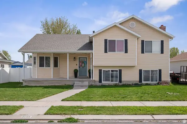 2152 E Weeping Willow Way N, Eagle Mountain, UT 84005