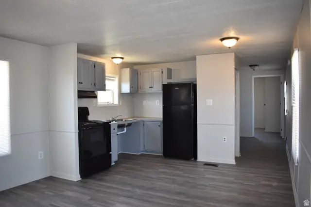 425 N Esquire Pkwy #42, Castle Dale, UT 84513 - #3