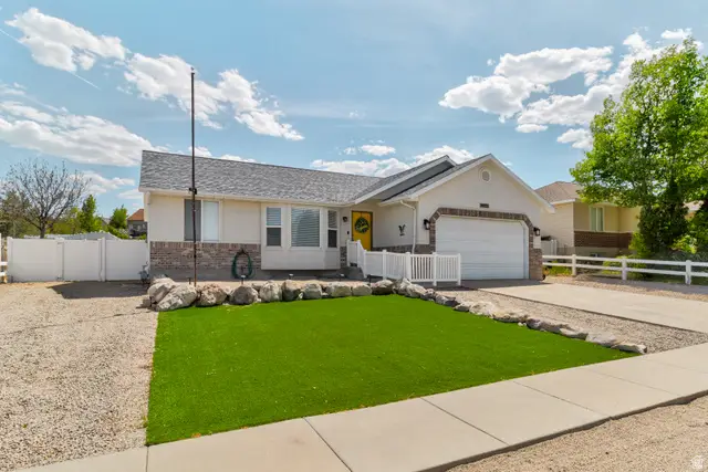 4977 W Cave Peak Dr, Riverton, UT 84065 - #2