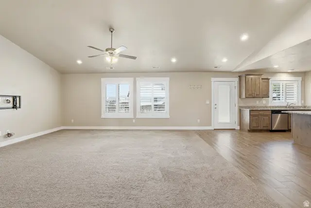 422 W 1500 N, Harrisville, UT 84404 - #3