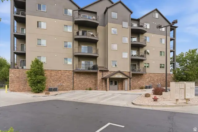 1225 E Wolf Hollow Ln S #206, Millcreek, UT 84117 - #2