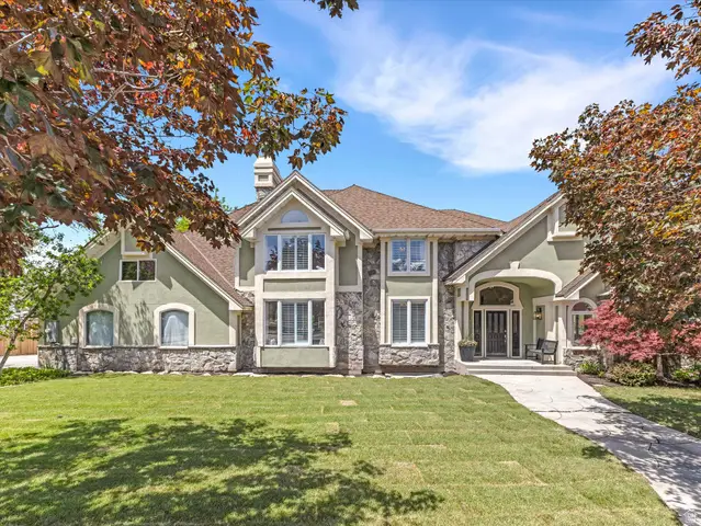 8318 S Ridge Point Rd, Sandy, UT 84093 - #1