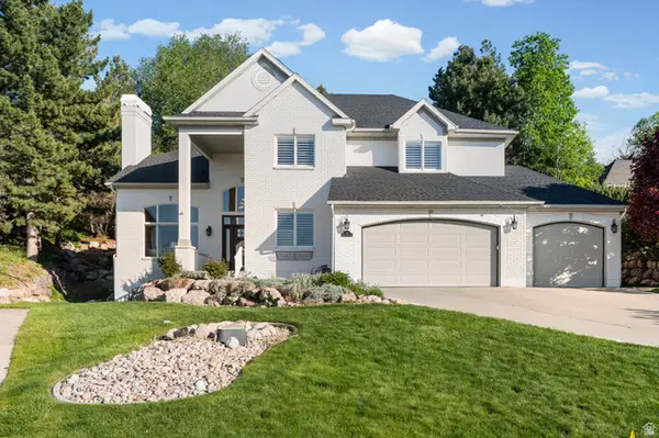 34 N Scenic Hills Cir E, North Salt Lake, UT 84054