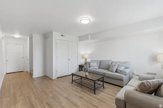 212 E 700 N, Vineyard, UT 84058 - #2